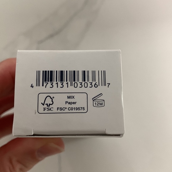 NEW Beautycounter Hand Cream - Picture 4 of 5